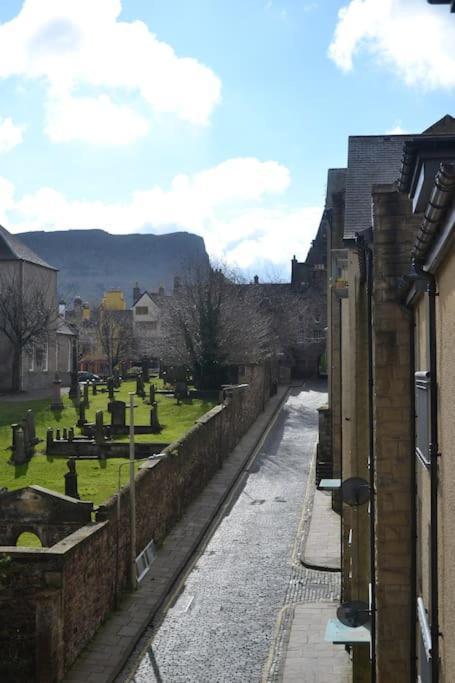 Next To The Palace And Royal Mile With Parking EDI Eksteriør billede