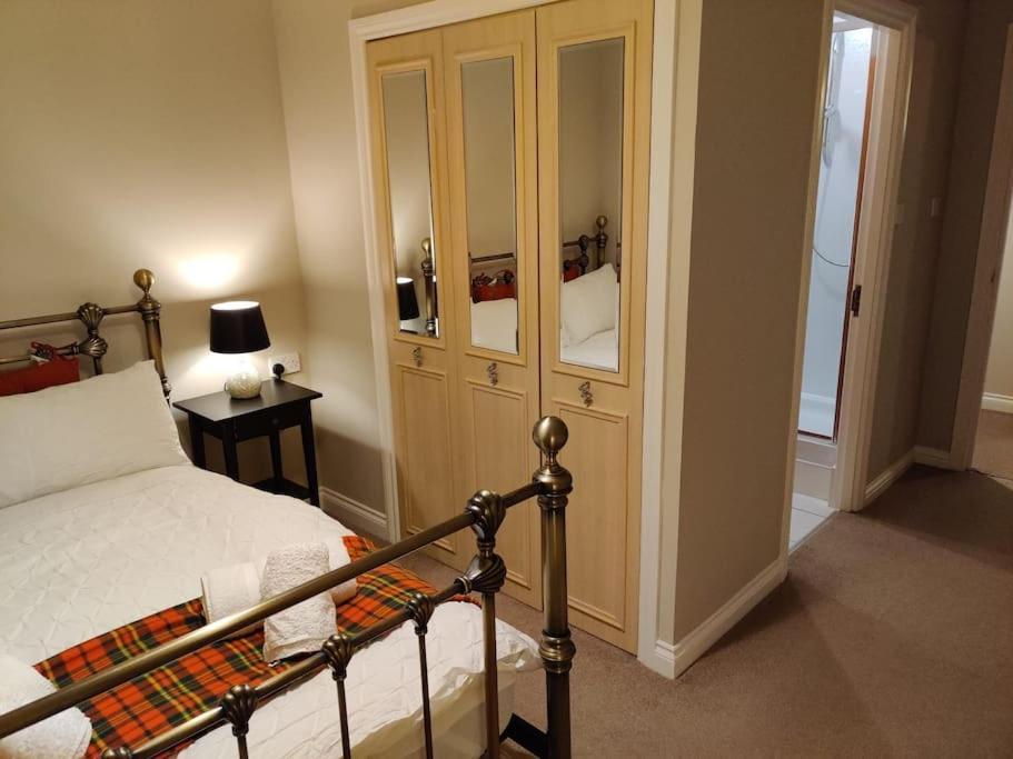 Next To The Palace And Royal Mile With Parking EDI Eksteriør billede